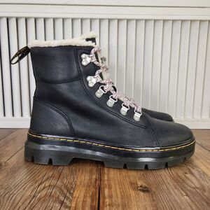 Dr Martens Combs Black Leather Boots Womens Sz 9 Combat Faux Fur Lined Goth Punk
